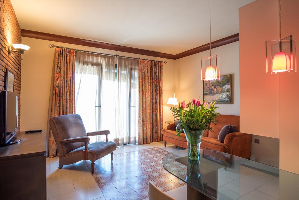 Apartaments Suites Sant Jordi مونترِيو ذيل كامب المظهر الخارجي الصورة